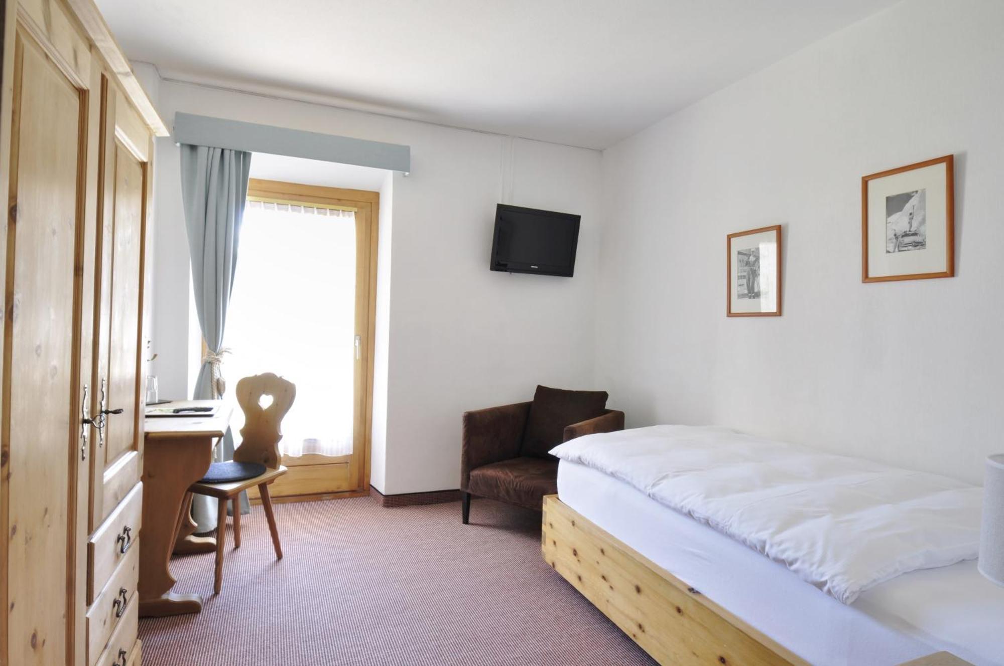 Hotel Bernina Pontresina Zewnętrze zdjęcie