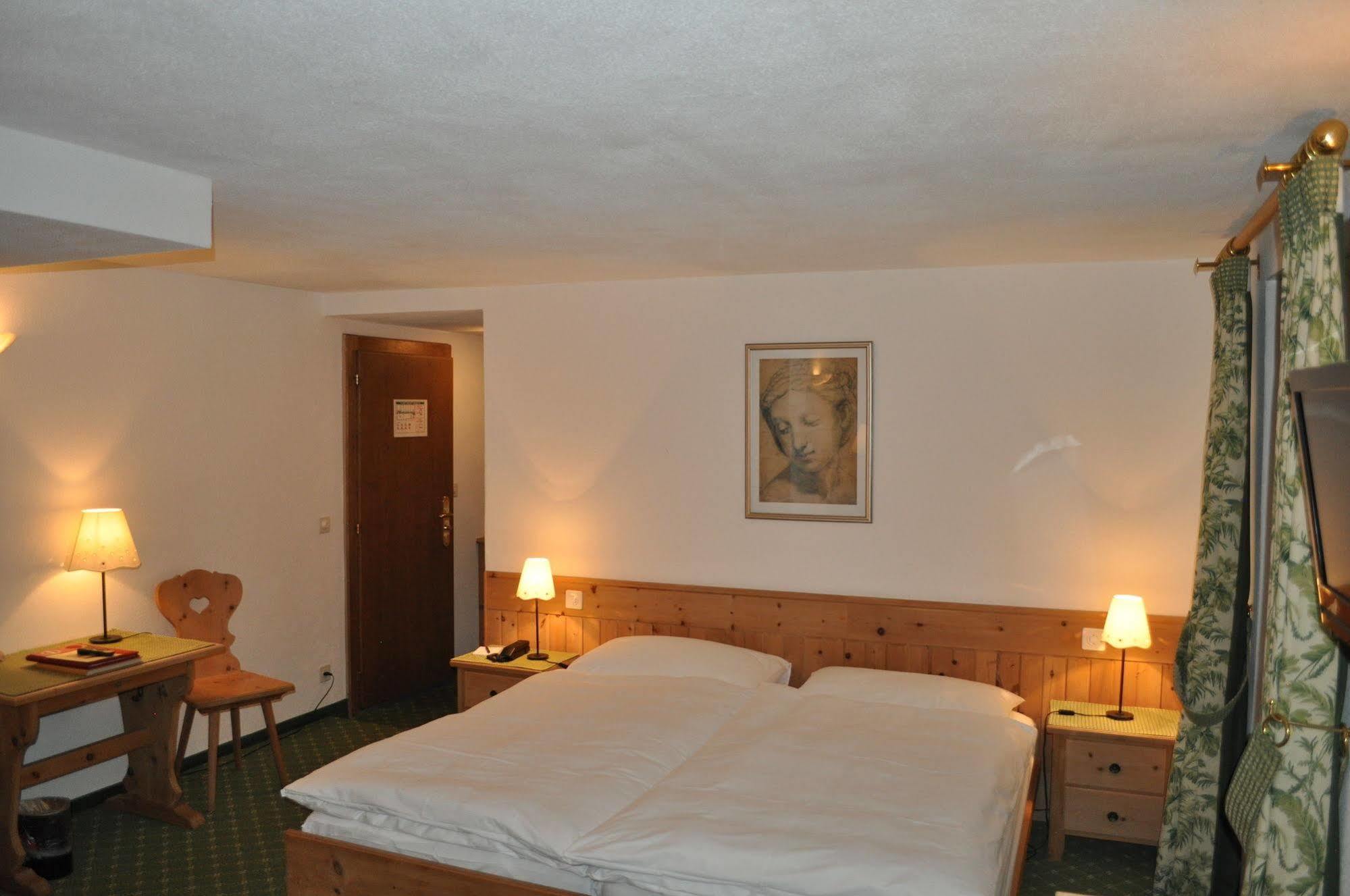 Hotel Bernina Pontresina Zewnętrze zdjęcie