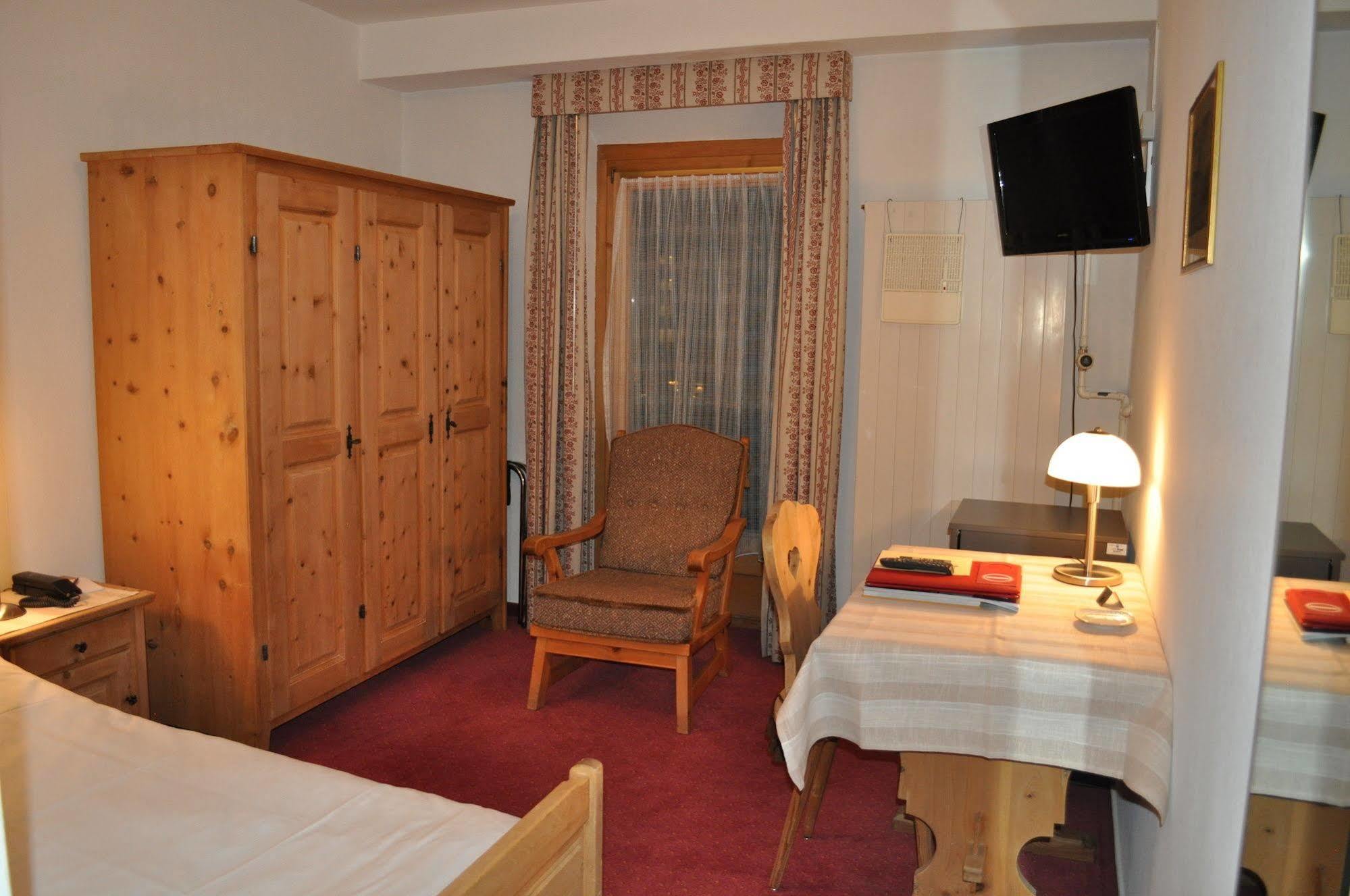 Hotel Bernina Pontresina Zewnętrze zdjęcie